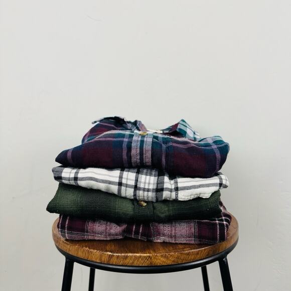 American Eagle Ahhmazingly Soft Boyfriend Fit Plaid Shirts Bundle Of 4 Women’s S - Picture 1 of 7